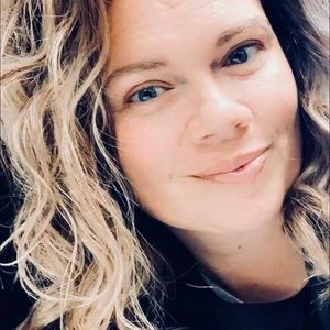 Meet your Posher, Kristin